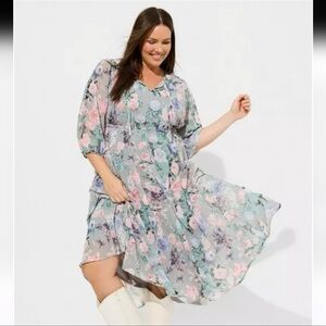 Torrid Women's Floral blue Print Maxi Dress‎ Waist Flowy -Size 00